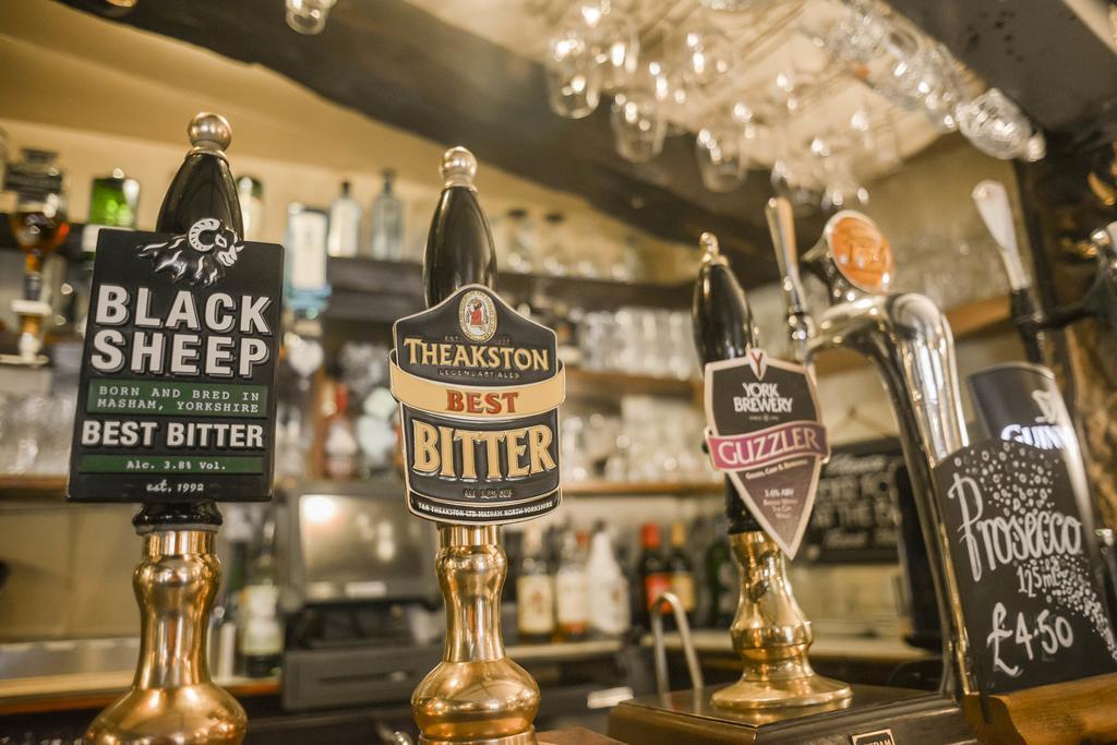 The Whitestonecliffe Inn Sutton  Bagian luar foto